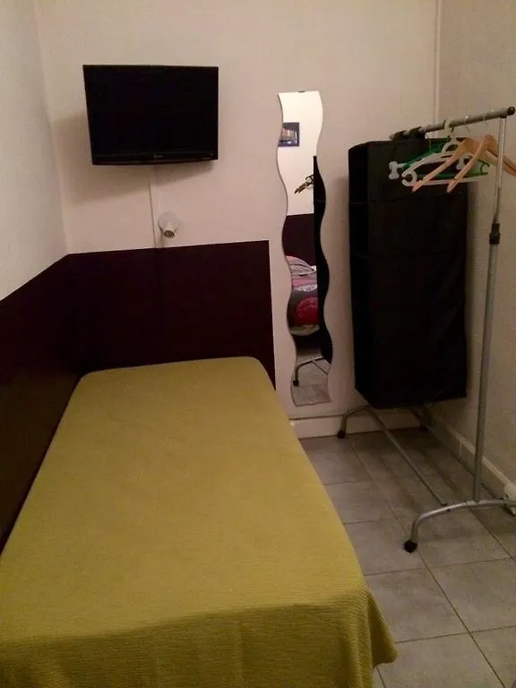 מרסיי Hotel Lutia 2*,