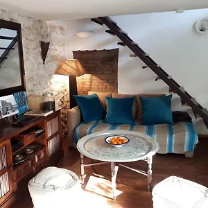 Maison De Marseilles